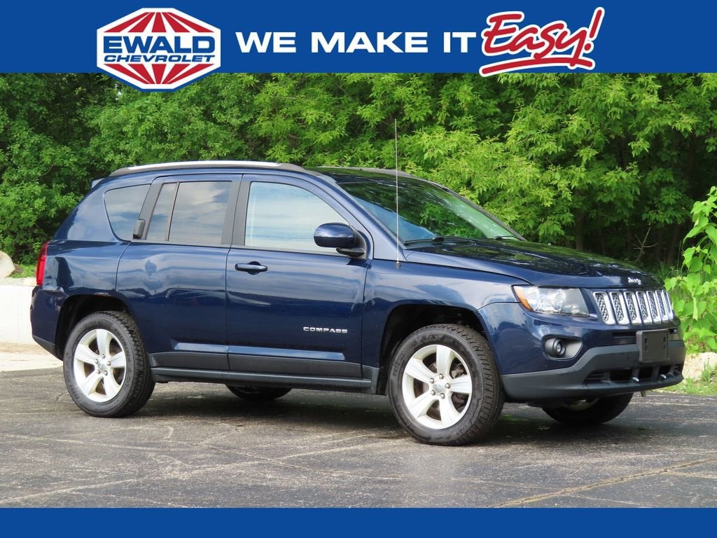 2015 Jeep Compass Latitude in Blue — front three-quarter view