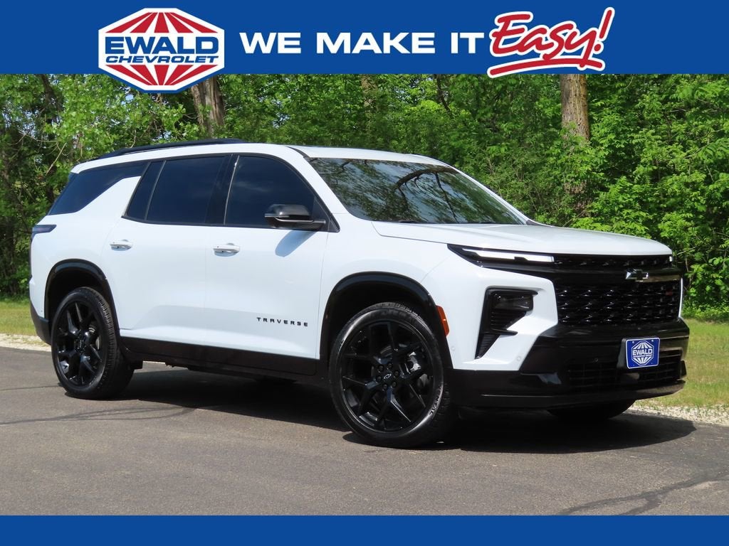 2026 Chevrolet Traverse RS in Polar White Tricoat — front three-quarter view