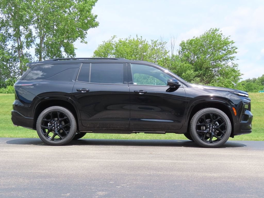 2026 Chevrolet Traverse — side profile view